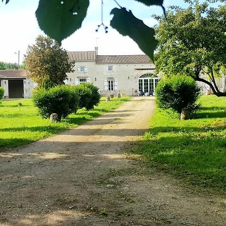La Revetizon Bed & Breakfast Siecq Luaran gambar